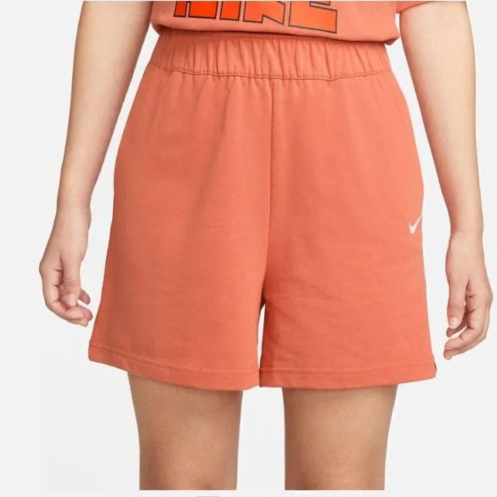 Nike Women's Loose Fit High Rise Jersey Shorts Madder Root DM6728-827